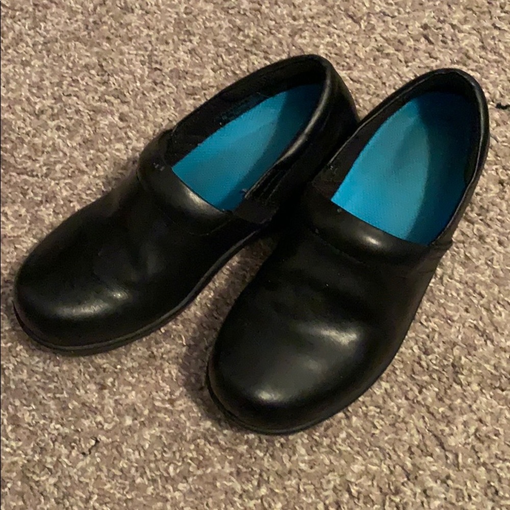 Black work shoes